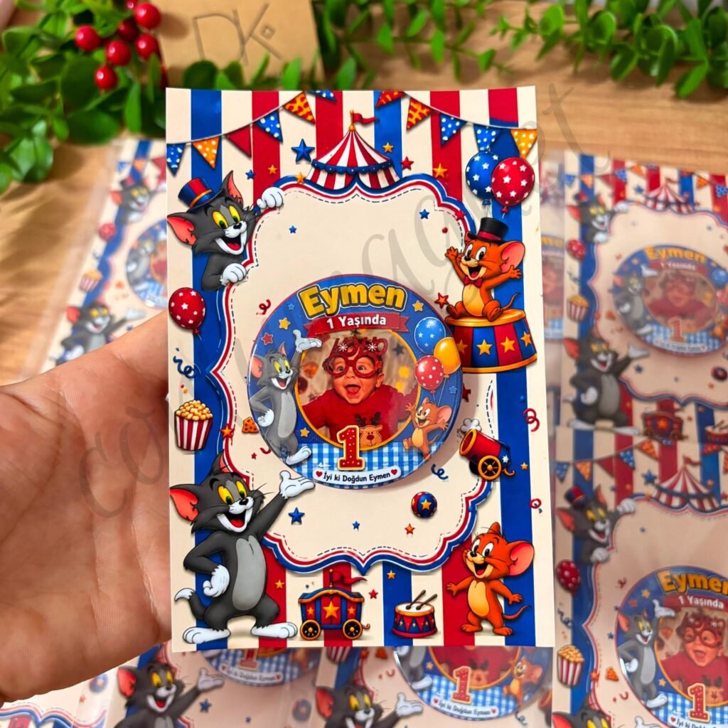 Tom ve Jerry Temalı Fotoğraflı Doğum Günü Buton Magnet ve Kart Seti